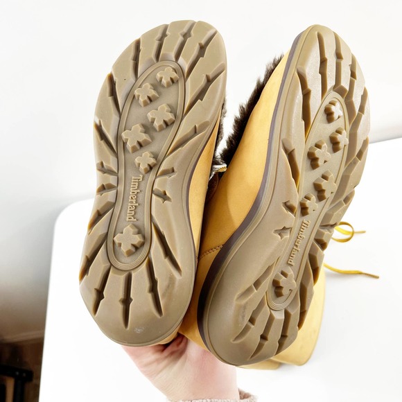 Timberland Brown Lace-Up Boots with Faux Fur - Picture 9 of 9